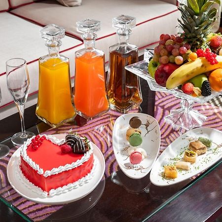 אל-מדינה Taiba Front Hotel מראה חיצוני תמונה